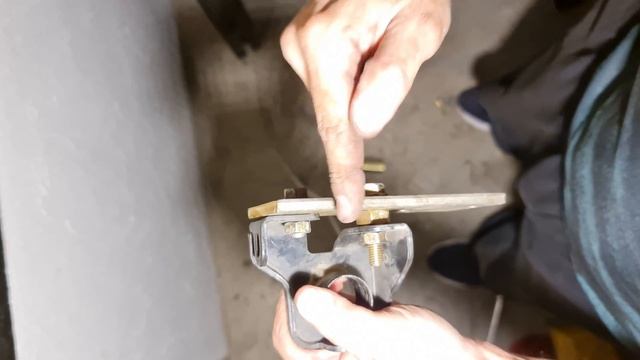 Clutch muy duro? Como suavizar el clutch de guaya en tu auto con este simple adaptador смотреть онлайн