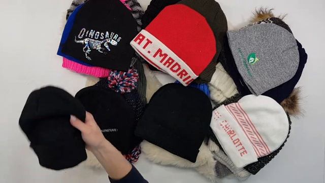 06361 Winter Caps , skarf (Зимние шапки , шарфы м/ж ) №3 20,00кг 4,80€ за кг 194ед смотреть онлайн