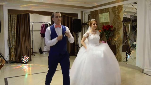 Свадебный танец. Вадим и Лина смотреть онлайн