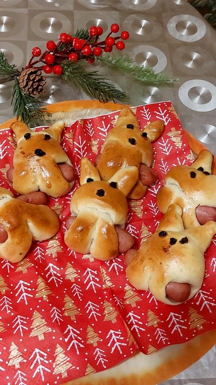 СОСИСКИ В ТЕСТЕ ЗАЙЧИКИ смотреть онлайн