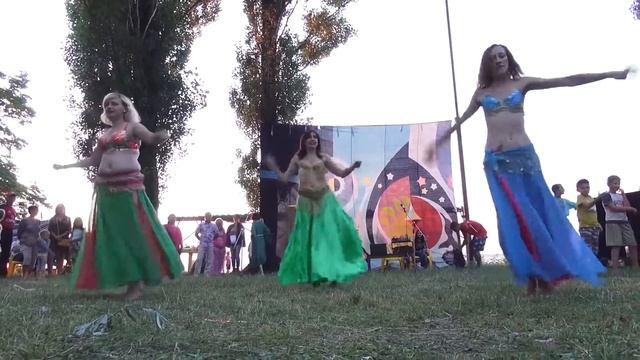 06 07 2016 Праздник Иван Купала танец Зейна снимал Виталий Лейко смотреть онлайн