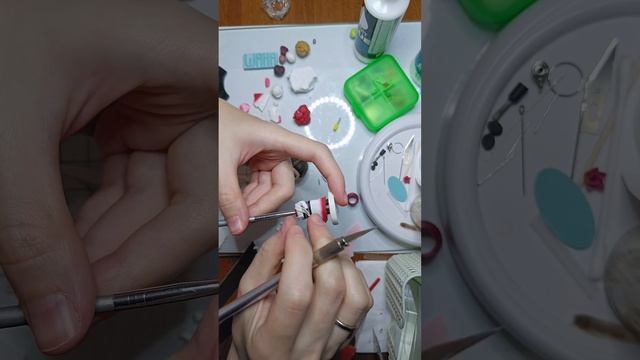 Лепка Вэнь Жоханя из полимерной глины, часть 1 смотреть онлайн