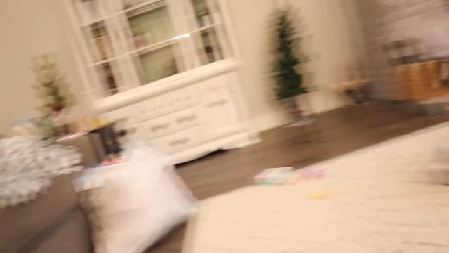 HOPE HE DOES NOT CRY?! | A NORTH POLE CHRISTMAS| Somers In Alaska смотреть онлайн
