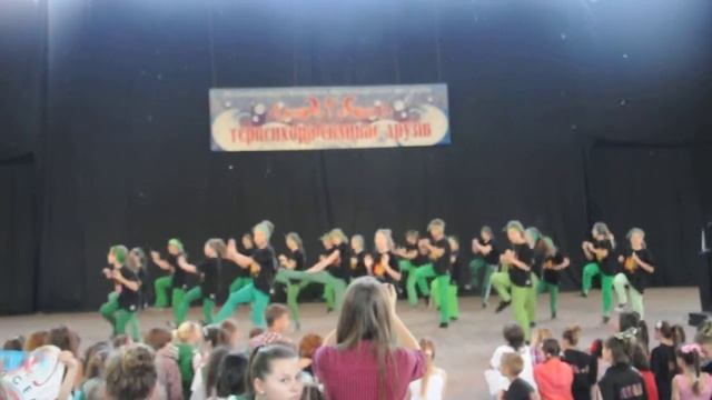 INSIDE Dancing Center-Елки Crew.avi смотреть онлайн