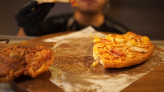 ASMR MUKBANG 먹방 ｜PIZZA/FRIED CHICKEN｜ #EATINGSOUNDS #MUKBANG #ASMR HONG KONG смотреть онлайн
