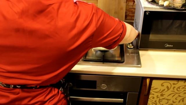 Форель в сливочном соусе со спаржей | Так просто и так утонченно! смотреть онлайн