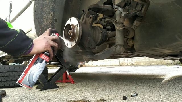Como cambiar discos y pastillas de furgoneta Renault master II | BRICOS JUNA смотреть онлайн