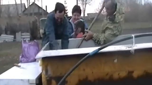 необычный улов 1 мая 2011 смотреть онлайн