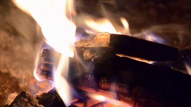 "心を温めるクラシック音楽と焚火の夜"　ショパン「ノクターン 第13番 ハ短調 Op.48-1」 смотреть онлайн