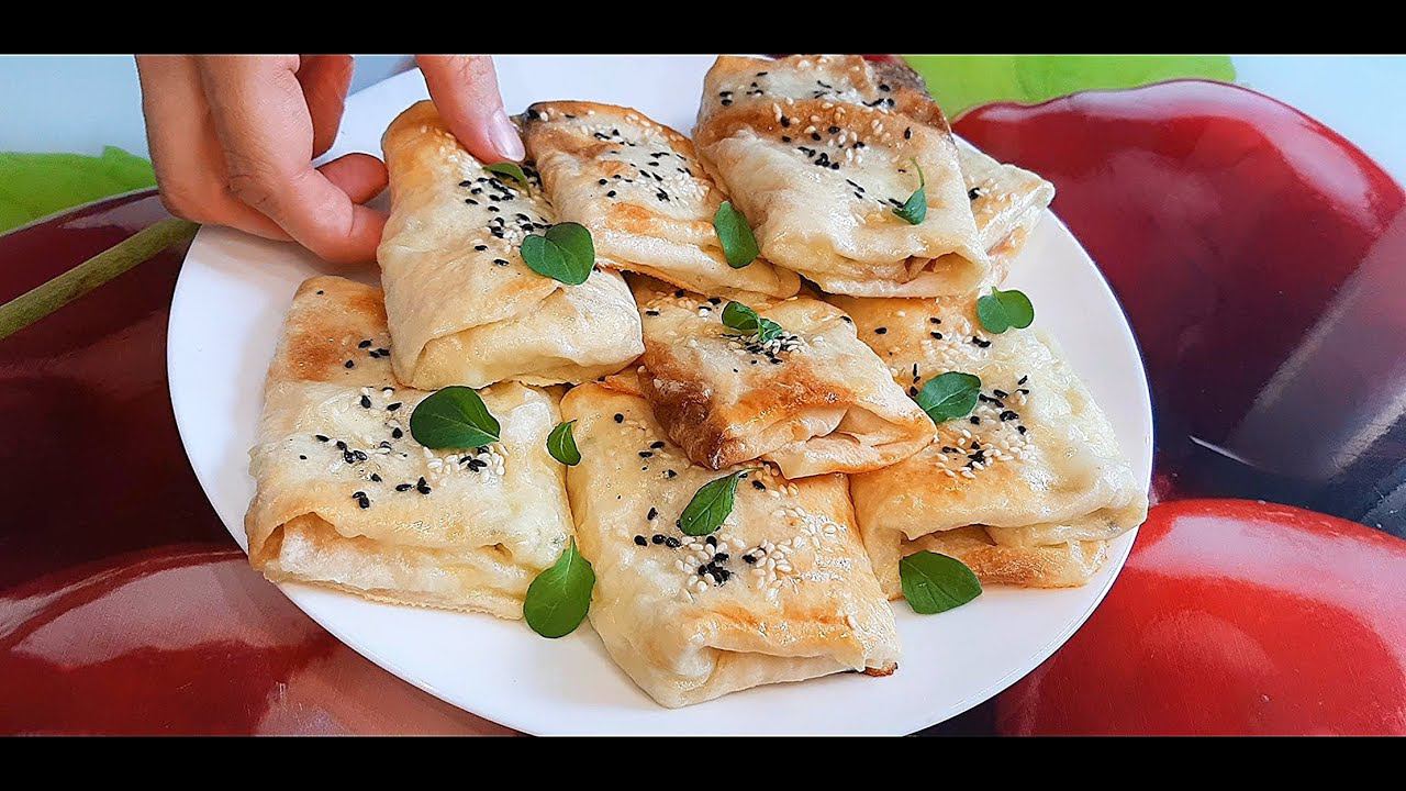 Если на завтрак хочется чего-то особенного. Конвертики с начинкой. Просто, сытно, быстро и вкусно! смотреть онлайн