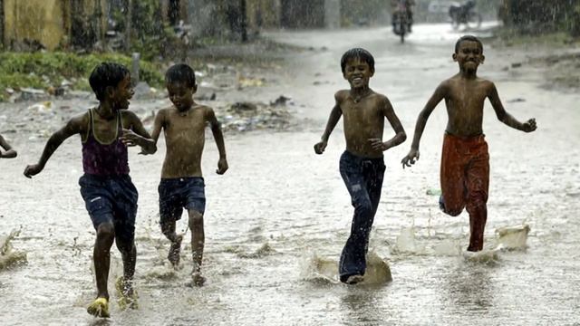 Софія Комарова и Катерина Мащенко - Парасольки смотреть онлайн