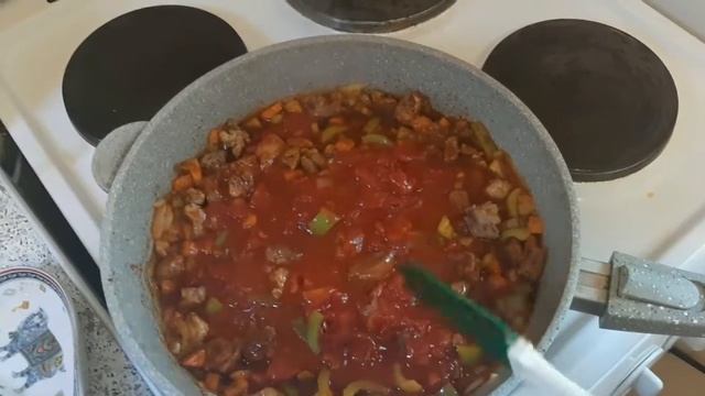 Макароны с мясом и овощами на сковороде! Быстро, но очень вкусно! смотреть онлайн