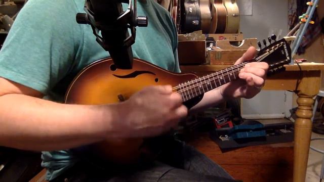 1939 Stradolin Junior archtop mandolin смотреть онлайн