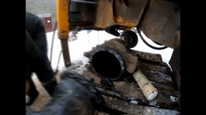 РЕМОНТ ЗАДНЕГО МОСТА JCB! Оборвало гайку хвостовика.