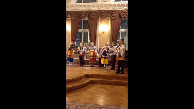 вот как надо петь и танцевать колядки смотреть онлайн