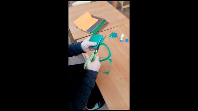 Май. Мастер-класс 6-7 лет "Змейка". смотреть онлайн