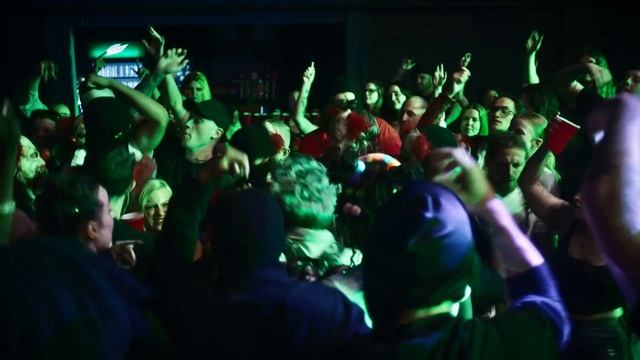 Tech N9ne ft. RMR - Fatha Fig Ya (Food For Thought) | Official Music Video смотреть онлайн