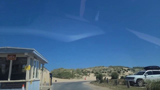 ЗАКОНЫ НЕ ДЛЯ ВСЕХ В США...СКУПОЙ ПЛАТИТ ДВАЖДЫ! СОБАЧИЙ ПЛЯЖ ИЛИ ЛЮДИ, КАК СОБАКИ.... смотреть онлайн