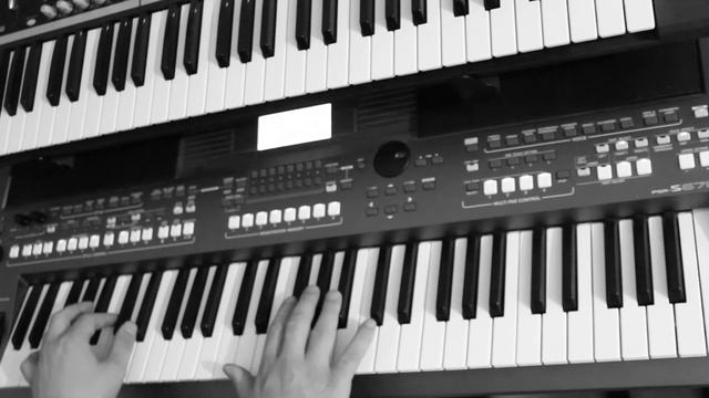 Daft Punk feat Pharrell Williams Lose Yourself to Dance Yamaha PSR s670 Korg x50 Funky Cover смотреть онлайн
