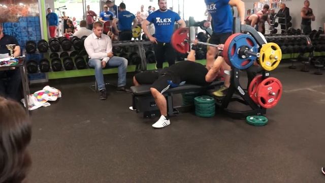 00015 Сдача на кандидата мастера спорта по "жим лёжа" Свой вес 95.500 кг. пожал 165 кг смотреть онлайн