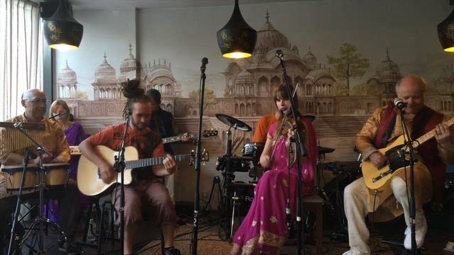 Гопал Бхаджан и Сергей Рапапам смотреть онлайн