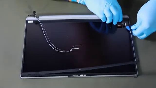 Lenovo ideapad 5 Lcd Bezel Removal смотреть онлайн