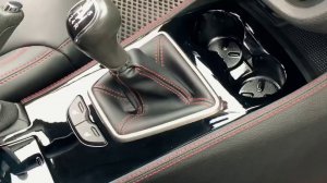 Подлокотник и тоннель пола на Лада Веста