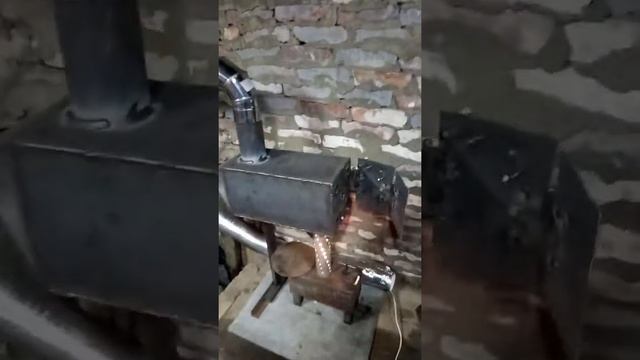 Печь на отработанном масле с конвекционными трубами в теплообменнике смотреть онлайн