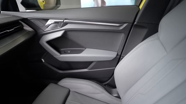 FUI VISITAR A CONCESSIONÁRIA AUDI DE 0KM смотреть онлайн