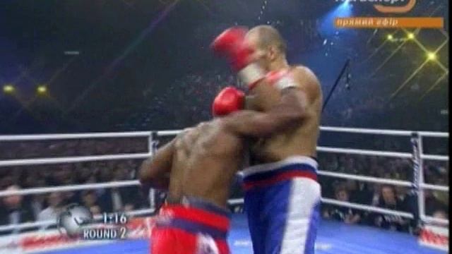 Nikolai Valuev vs Evander Holyfield Раунд 2 за 4 16 смотреть онлайн