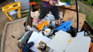 ПОПАЛИ НА СОВЕТСКИЕ ВЫНОСЫ.ИЩЕМ НАХОДКИ НА ПОМОЙКАХ