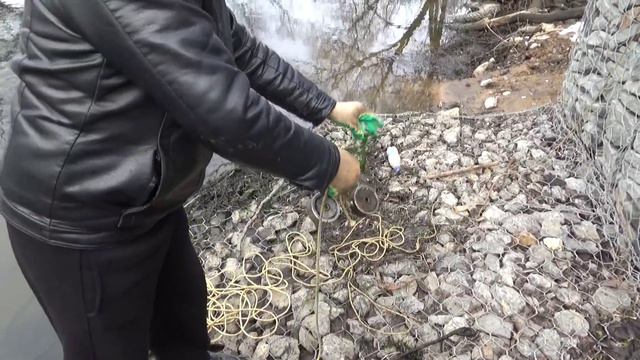 Я нашел это на поисковый магнит смотреть онлайн