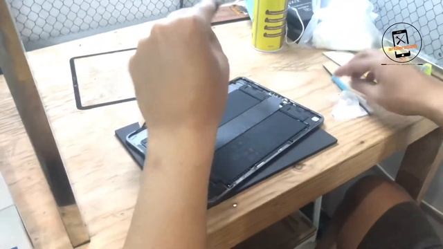 TUTORIAL SERVICE KACA LCD IPAD PRO 11” || cara repair glass смотреть онлайн