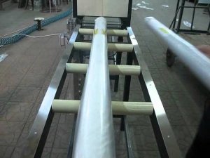 Как упаковать длинные стеклообои.МТУ Лагро Автомат Упаковка рулонной продукции