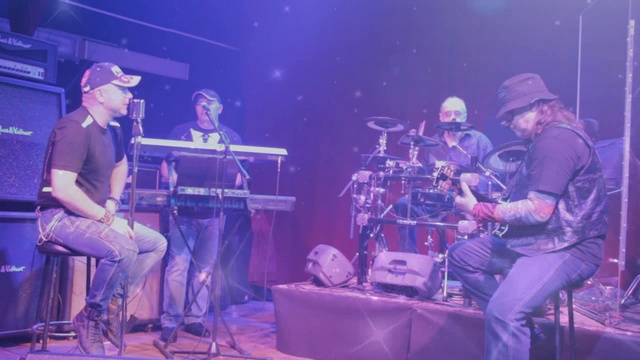 Олег Пахомов Одинокая ночь 2017 смотреть онлайн