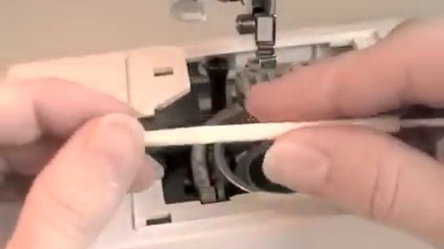 Sewing Machine Maintenance: Top-Loading Bobbin смотреть онлайн