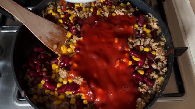 Tortille zapiekane po meksykańsku ? смотреть онлайн