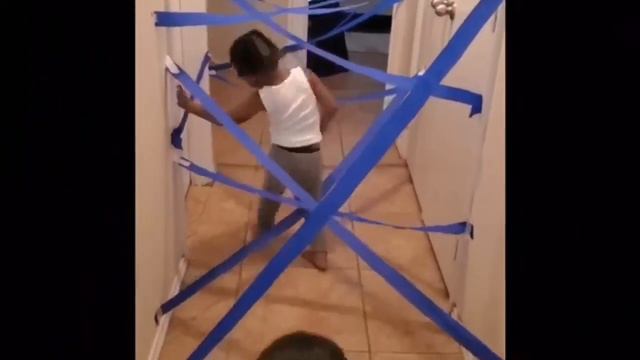 DIY Laser Maze w/Kay & Lang смотреть онлайн