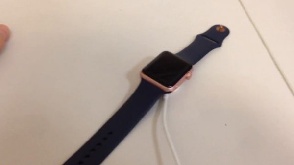 Apple Watch 2 не включаются