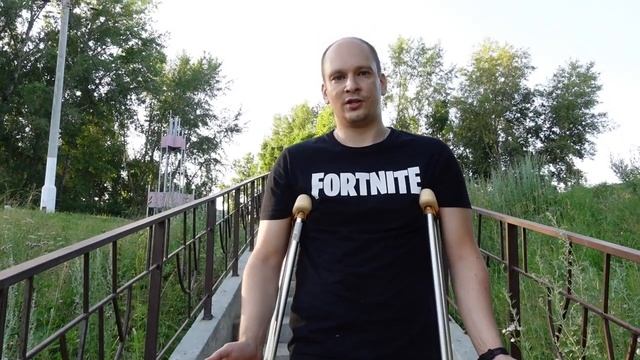 КАК ПРАВИЛЬНО ХОДИТЬ НА КОСТЫЛЯХ | ЛЕСТНИЦА | СЕКРЕТЫ | ЛАЙФХАКИ смотреть онлайн