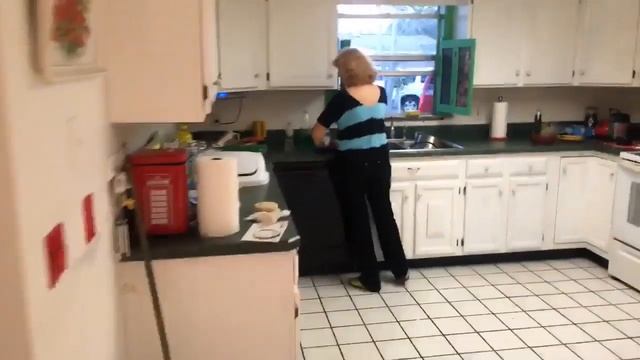 ? КРАСИМ РИСУЕМ МАКИ ? МАРГАРИТА В ПОМОЩЬ YouTube Live 24.02.2017 смотреть онлайн