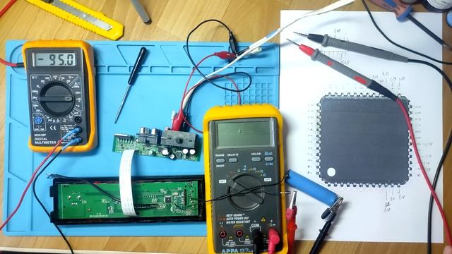 Ремонт магнитолы 24В (12В). Автономная память от литиевого АКБ. смотреть онлайн