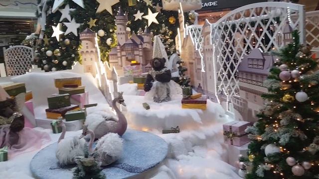 Калининград ТЦ Европа оочень красивая елка?