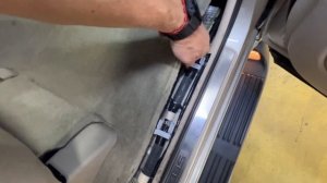 Lexus GX470 Sunroof Water Leak - Clearing the Drains - Drying The Carpet