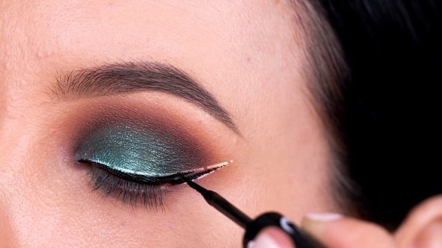 Smokey Eye look Dream-Team: combine two drugstore palettes! смотреть онлайн