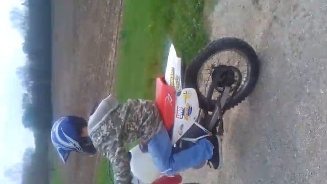DGH shifting gears on his Xr 100 смотреть онлайн