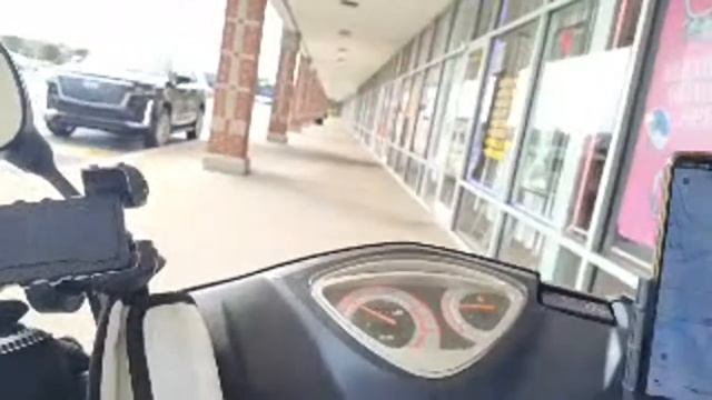 UberEats Viper 50cc moped 1,000 Mile Review смотреть онлайн