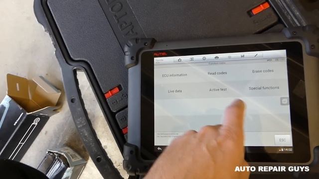 TPMS LIGHT BLINKING AND STAYS ON FIX смотреть онлайн