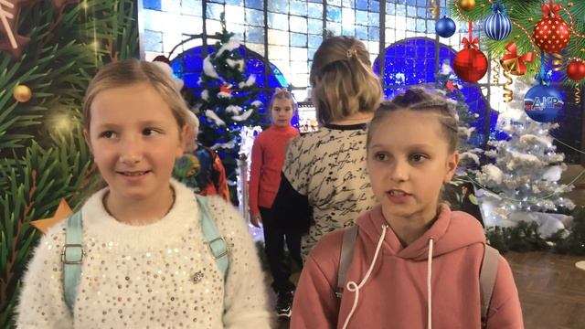 Отзывы зрителей Новогодний музыкальный спектакль «У леса на опушке» смотреть онлайн