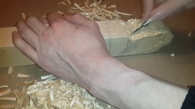 Резная сова из дерева - 1 частьCarved owl from wood - part 1